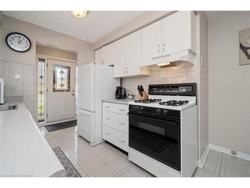 55 Grange Drive, Brampton, ON - Indoor Photo Showing Kitchen