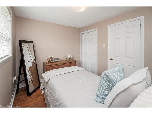 55 Grange Drive, Brampton, ON - Indoor Photo Showing Bedroom