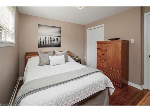 55 Grange Drive, Brampton, ON - Indoor Photo Showing Bedroom