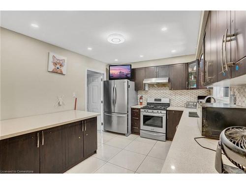 70 Gainsborough Road, Hamilton, ON - Indoor Photo Showing Kitchen With Stainless Steel Kitchen