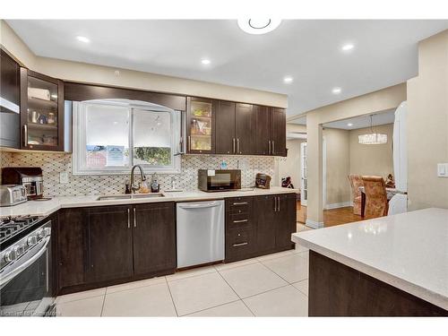 70 Gainsborough Road, Hamilton, ON - Indoor Photo Showing Kitchen With Double Sink With Upgraded Kitchen