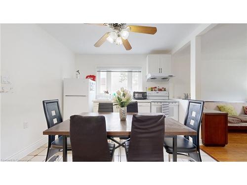 5177 Kitchener Street, Niagara Falls, ON - Indoor Photo Showing Dining Room