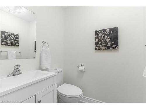 59 Edenrock Drive, Hamilton, ON - Indoor Photo Showing Bathroom