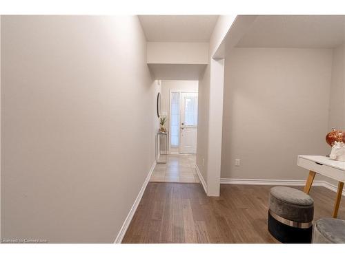 37 Blue Oak Street, Kitchener, ON - Indoor Photo Showing Other Room