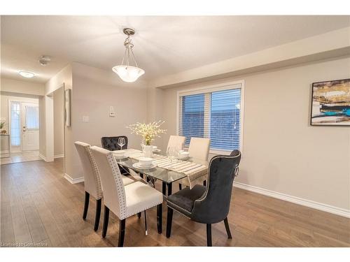 37 Blue Oak Street, Kitchener, ON - Indoor Photo Showing Dining Room