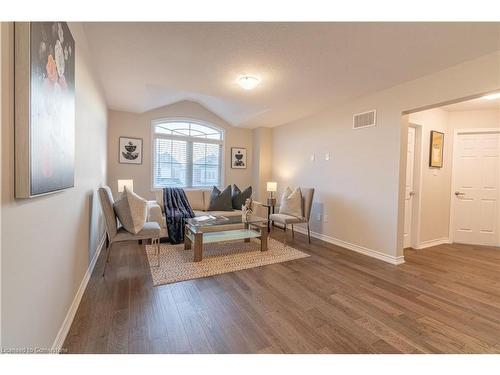 37 Blue Oak Street, Kitchener, ON - Indoor Photo Showing Living Room