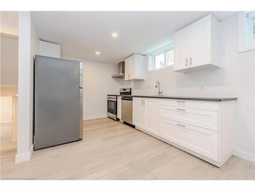 78 Duchess Drive, Cambridge, ON - Indoor Photo Showing Kitchen