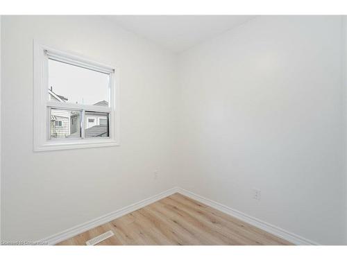 35 Britannia Avenue, Hamilton, ON - Indoor Photo Showing Other Room