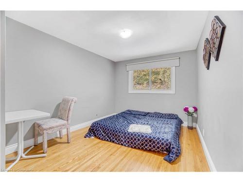 370 Fountain Street S, Cambridge, ON - Indoor Photo Showing Bedroom