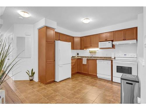 45-1059 Whetherfield Street, London, ON - Indoor Photo Showing Kitchen