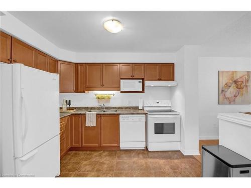 45-1059 Whetherfield Street, London, ON - Indoor Photo Showing Kitchen