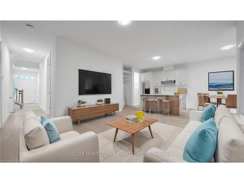 9-242 Mount Pleasant Street, Brantford, ON - Indoor Photo Showing Living Room