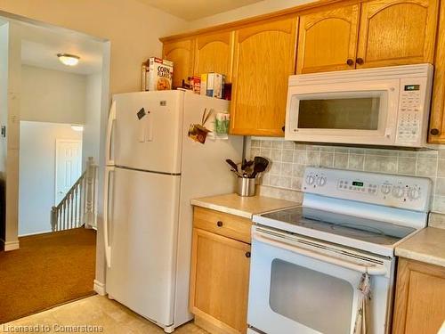 17 Shannon Court, Collingwood, ON - Indoor Photo Showing Kitchen