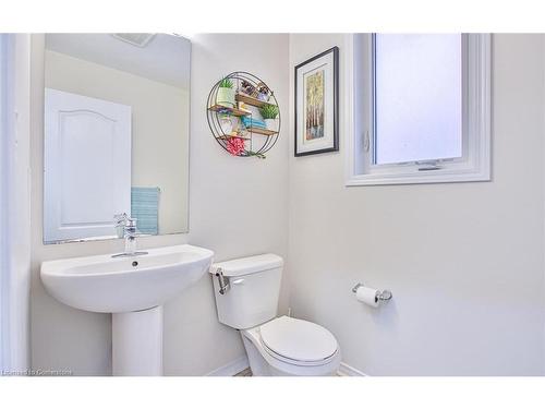 312 Bedrock Drive, Hamilton, ON - Indoor Photo Showing Bathroom