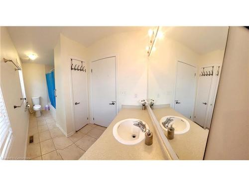 17 Gander Lane, Cambridge, ON - Indoor Photo Showing Bathroom