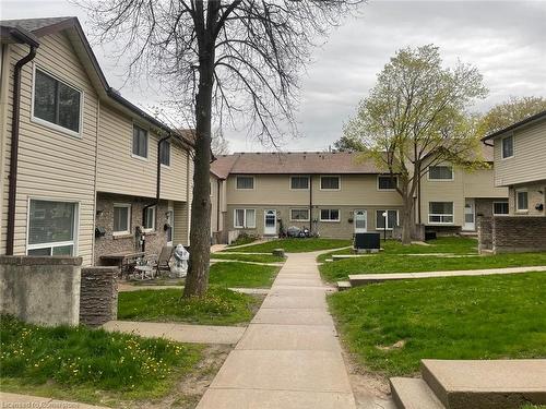 16-453 Albert Street, Waterloo, ON - Outdoor With Facade