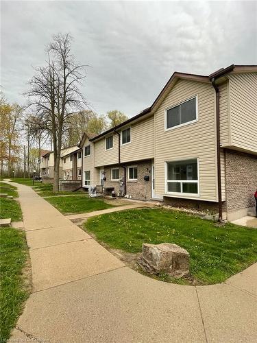 16-453 Albert Street, Waterloo, ON - Outdoor With Facade