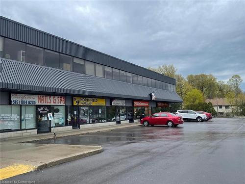 16-453 Albert Street, Waterloo, ON - Outdoor