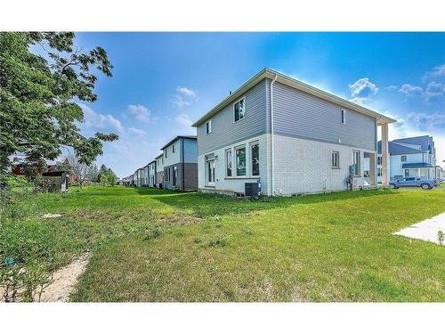 84 Knott Drive, London, ON - Outdoor