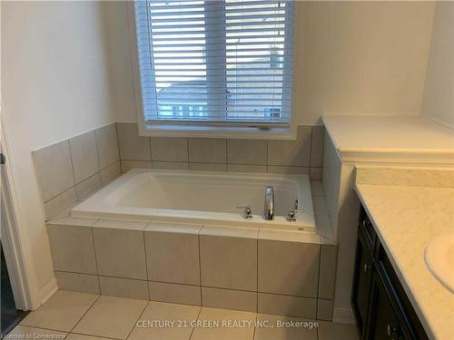 258 Gleave Terrace, Milton, ON - Indoor Photo Showing Bathroom