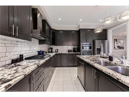 8 Macbean Crescent Crescent, Waterdown, ON - Indoor Photo Showing Kitchen With Double Sink With Upgraded Kitchen