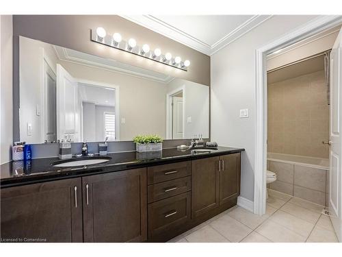 8 Macbean Crescent Crescent, Waterdown, ON - Indoor Photo Showing Bathroom