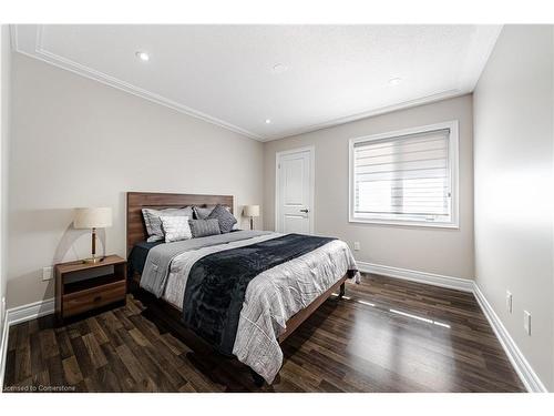 8 Macbean Crescent Crescent, Waterdown, ON - Indoor Photo Showing Bedroom