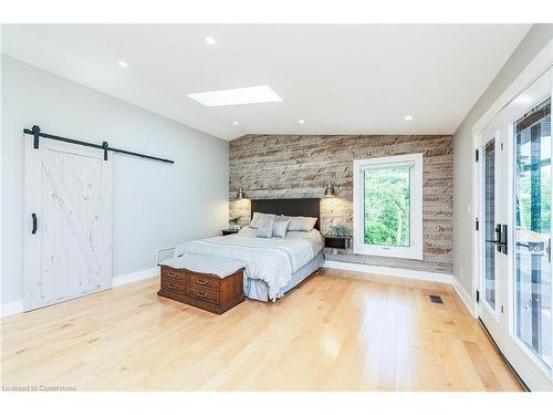 8949 Mississauga Road, Brampton, ON - Indoor Photo Showing Bedroom