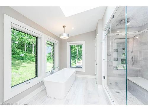 8949 Mississauga Road, Brampton, ON - Indoor Photo Showing Bathroom