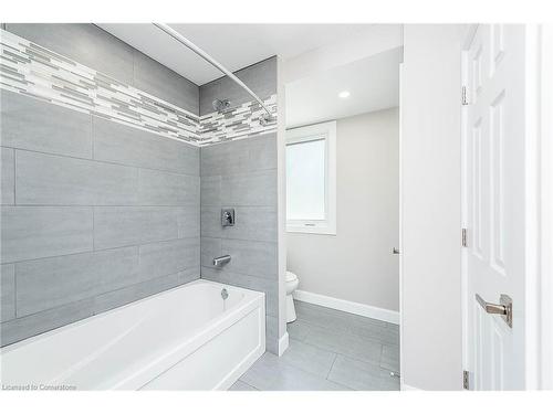 8949 Mississauga Road, Brampton, ON - Indoor Photo Showing Bathroom