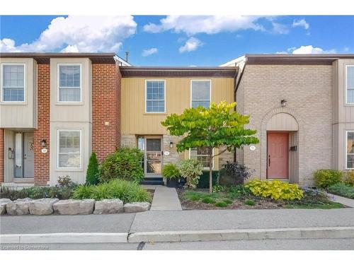 73-3025 Glencrest Road, Burlington, ON - Outdoor With Facade