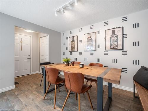 C-150 Kingswood Drive, Kitchener, ON - Indoor Photo Showing Dining Room