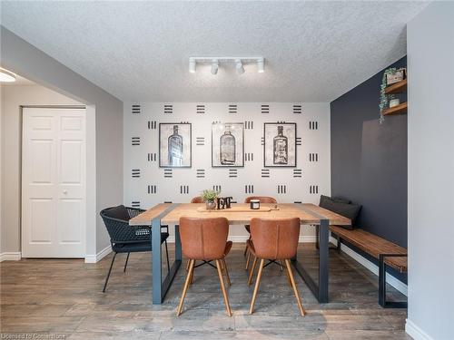 C-150 Kingswood Drive, Kitchener, ON - Indoor Photo Showing Dining Room