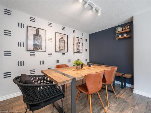 C-150 Kingswood Drive, Kitchener, ON - Indoor Photo Showing Dining Room