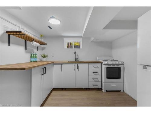 20 Greenaway Avenue, Hamilton, ON - Indoor Photo Showing Kitchen