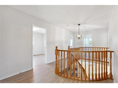 3251 Bloomfield Drive, Mississauga, ON - Indoor Photo Showing Other Room