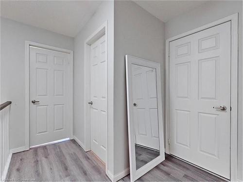 213-250 Sunny Meadow Boulevard, Brampton, ON - Indoor Photo Showing Other Room