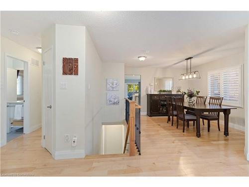 5756 Whitehorn Avenue, Mississauga, ON - Indoor Photo Showing Dining Room