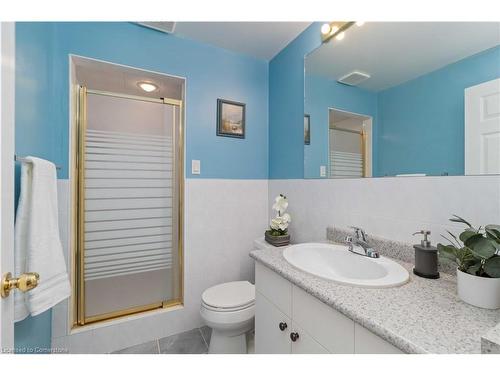 5756 Whitehorn Avenue, Mississauga, ON - Indoor Photo Showing Bathroom