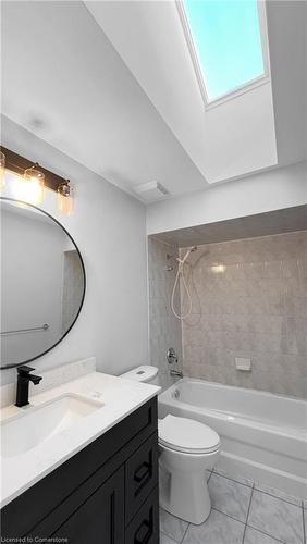 70 Tallman Street, Stoney Creek, ON - Indoor Photo Showing Bathroom