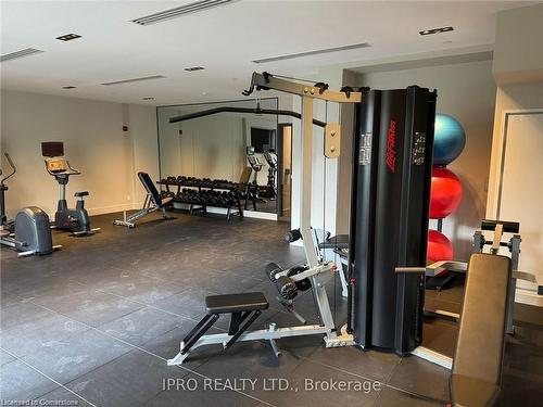 407-1440 Clarriage Court, Milton, ON - Indoor Photo Showing Gym Room