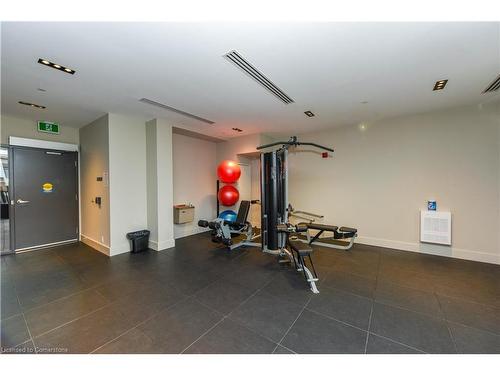 407-1440 Clarriage Court, Milton, ON - Indoor Photo Showing Gym Room