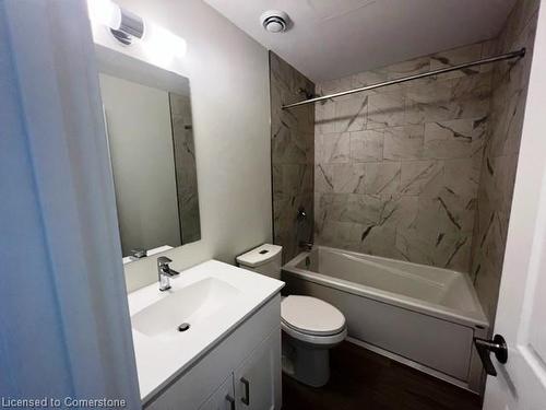 70-405 Myers Road, Cambridge, ON - Indoor Photo Showing Bathroom