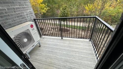 70-405 Myers Road, Cambridge, ON - Outdoor With Balcony With Exterior