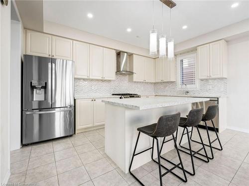 1 Seanesy Drive, Niagara Falls, ON - Indoor Photo Showing Kitchen With Stainless Steel Kitchen With Upgraded Kitchen