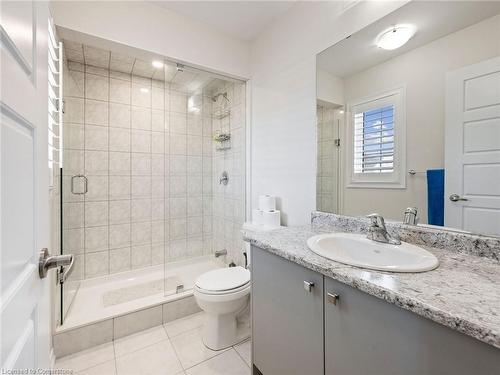 1 Seanesy Drive, Niagara Falls, ON - Indoor Photo Showing Bathroom