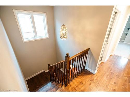 533 Nairn Circle, Milton, ON - Indoor Photo Showing Other Room