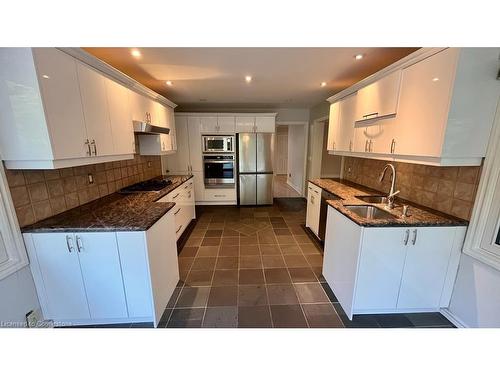 1773 Melody Drive, Mississauga, ON - Indoor Photo Showing Kitchen