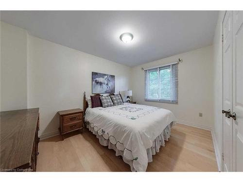 1773 Melody Drive, Mississauga, ON - Indoor Photo Showing Bedroom