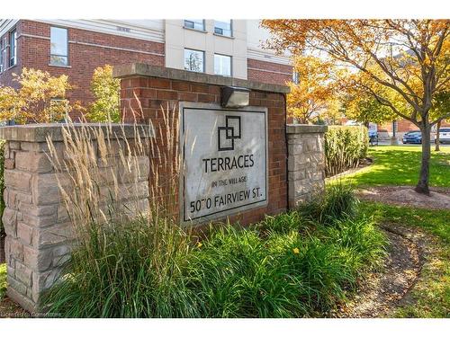 105-5070 Fairview Street, Burlington, ON - Outdoor